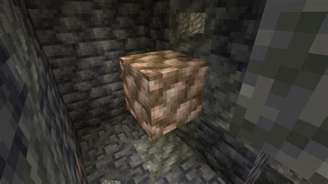 I’ve never seen a raw iron block spawn naturally, and it happened twice : r/Minecraft