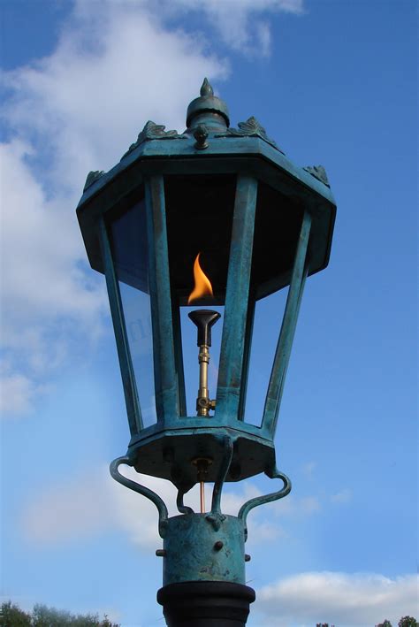 Windsor – Antique Green (Post Mount) | Gas Light Pro - French Quarter Lanterns