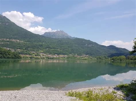 Wandern durch das Naturreservat Lago di Piano