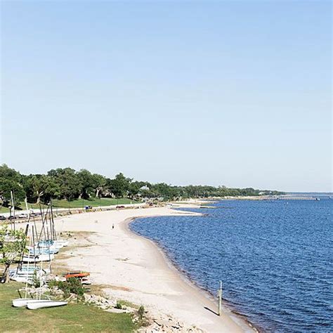 The Prettiest Beach Town in Every State | Ocean springs mississippi ...