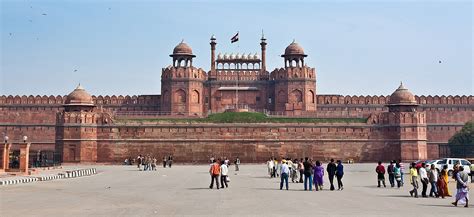 Top 10 Remarkable Facts about the Red Fort, Delhi - Discover Walks Blog