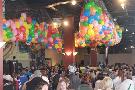 OMSH to Celebrate annual Noon Year's Eve Balloon Drop - Owensboro Parent Magazine