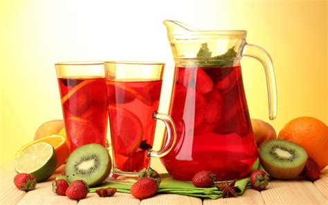 Is Fresh Fruit Juice Good or Bad For You?