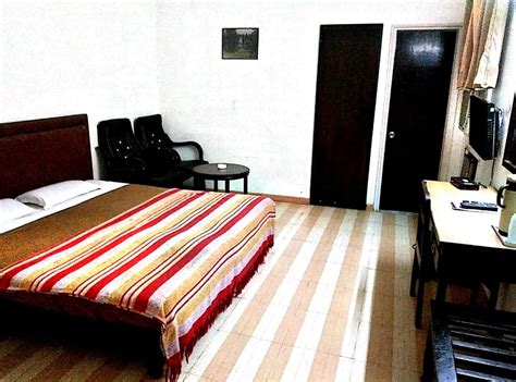 Hotel Jewel Jammu 𝗕𝗢𝗢𝗞 Jammu Hotel