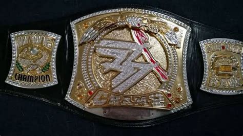 5 current WWE superstars who held spinner belt