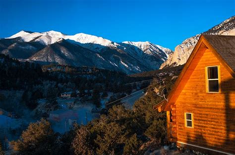 Cabin Rentals In The Rocky Mountains Of Colorado | Colorado cabins, Colorado cabin rentals ...