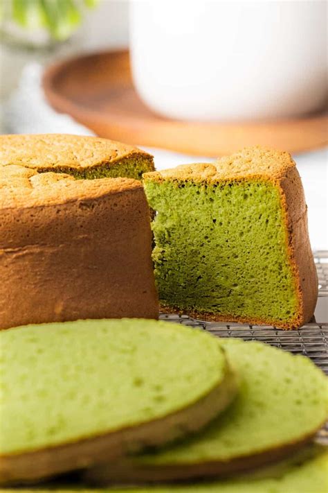 Matcha Cake (Green Tea Cake) - Drive Me Hungry