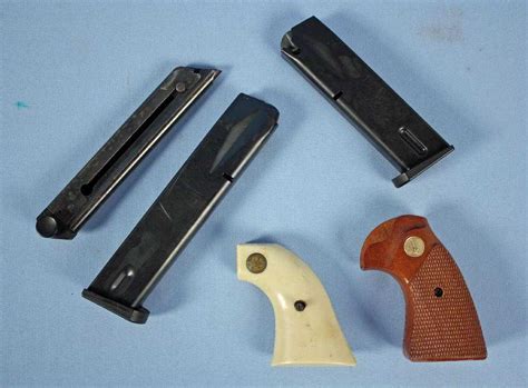 Original Colt Diamondback Grips & Magazines