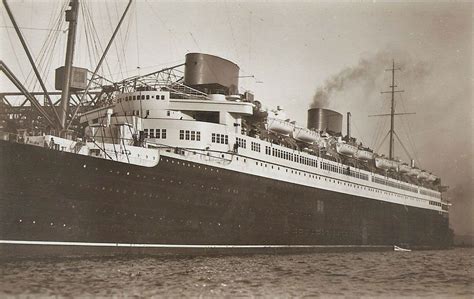 Norddeutscher Lloyd EUROPA leaving the shipyard, February 1930 | Ocean, Ship, Liner