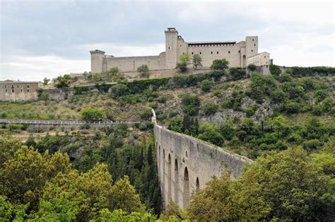 Umbria, Italy: Best Hill Towns and Places to Go