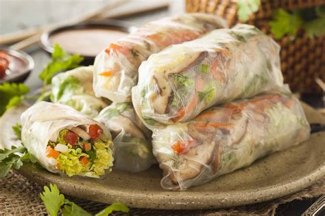 Vietnamese Vegetarian Spring Rolls Recipe With Mushrooms & Vegetables ...