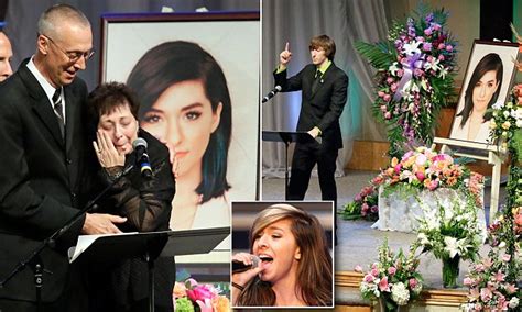 Christina Grimmie's funeral services sees hundreds in line for memorial | Daily Mail Online