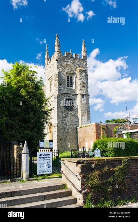 Old isleworth london england hi-res stock photography and images - Alamy