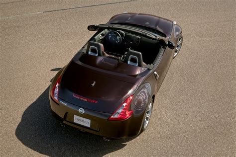 Nissan 370Z Roadster: Nissan 370Z Convertible - AskMen