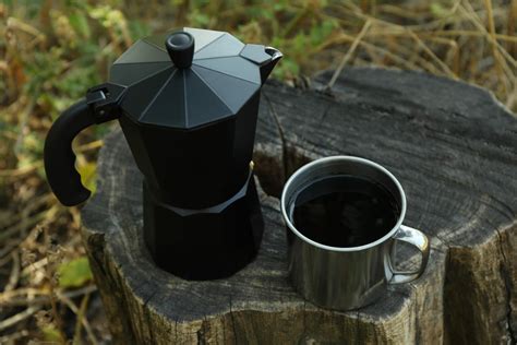 How to Make Delicious Coffee While Camping - Getaway Couple