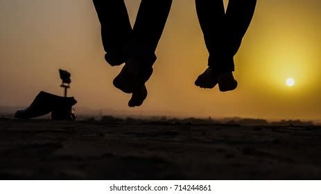 Romantic Couple Silhouette Sunset Background Stock Photo 714244861 | Shutterstock