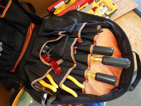 KLEIN ELECTRICAL BAG W/ TOOLS Tool