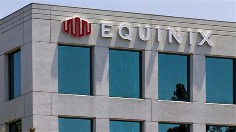 Equinix Downgraded, Investors Eye Bigger Investments | Stock News & Stock Market Analysis - IBD