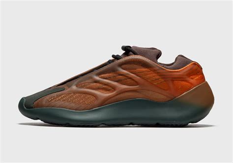 adidas Yeezy 700 V3 "Copper Fade" - Sneaker Steal