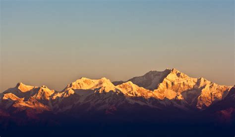 Tiger Hill in Darjeeling - Darjeeling Tiger Hill, Places to Visit in ...