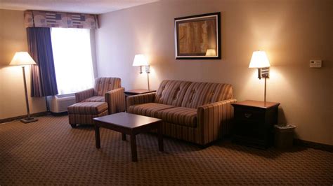 Hampton Inn Olathe from $100. Olathe Hotel Deals & Reviews - KAYAK