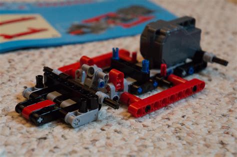 Review: LEGO Technic 42011 ‘Race Car’ | Lewis Leong