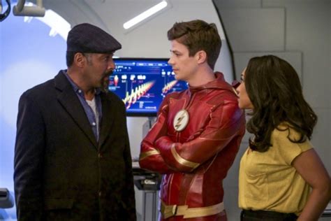 'The Flash' Season 4 Finale Recap With Spoilers: "We Are The Flash"