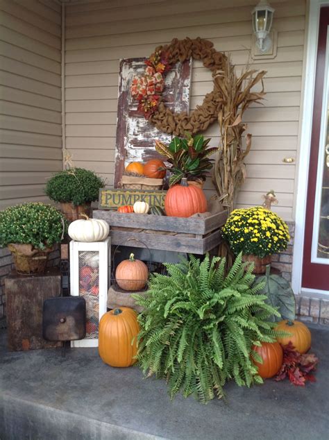 10+ Front Yard Fall Decor