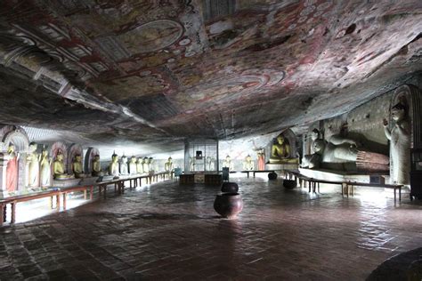 Dambulla Cave Temple Historical Facts and Pictures | The History Hub