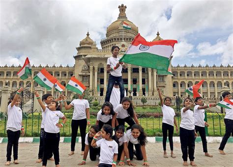 Independence Day 2022: Students across India prepare for celebration ...