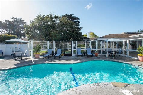 Monterey Bay Lodge Pool: Pictures & Reviews - Tripadvisor