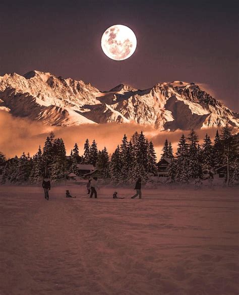 Full moon in Swiss Alps - Switzerland 😍😍😍 Picture by @SennaRelax Beautiful Moon, Beautiful World ...