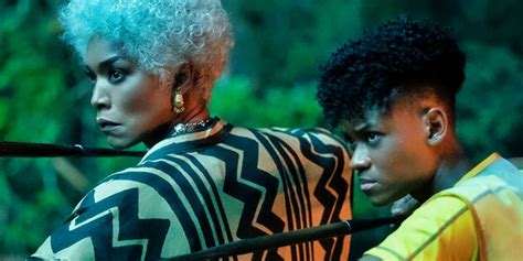 Black Panther 2: Shuri and the Queen Mother Prepare to Fight in New Still