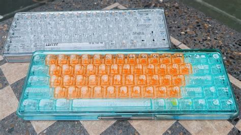 Check Out This Transparent Mechanical Keyboard from Dell [Images]