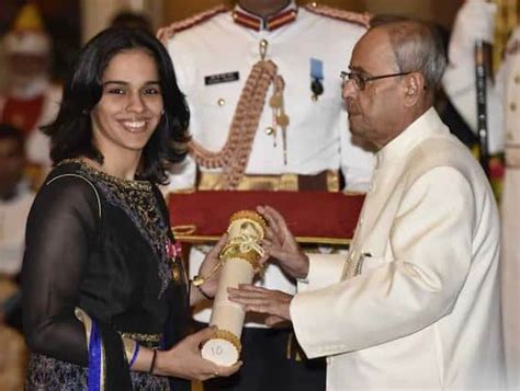 Saina Nehwal Husband, Age, Olympic Medal, Records, Awards, Instagram