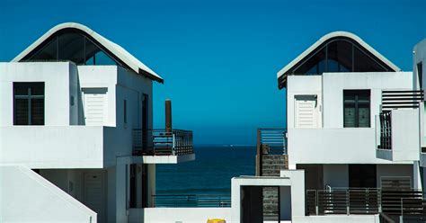 Cape Town Beach Accommodation | LekkeSlaap