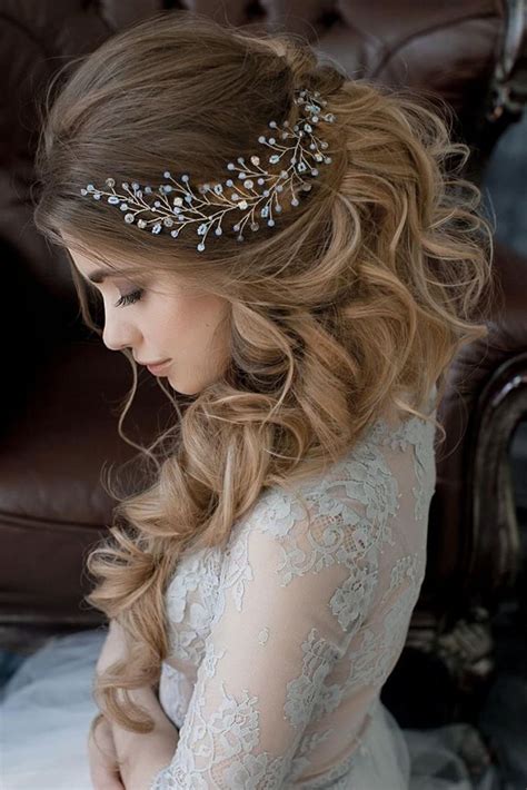 36 Pretty Cool Rustic Wedding Hairstyles | Penteado casamento, Penteado ...