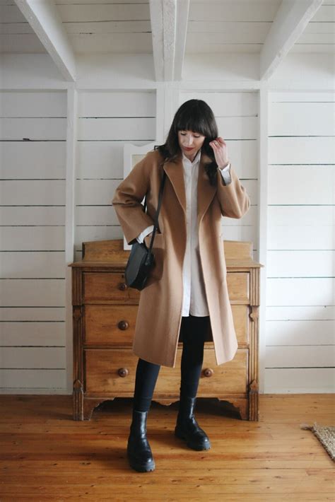 10 Warm Winter Outfits To Try This Season