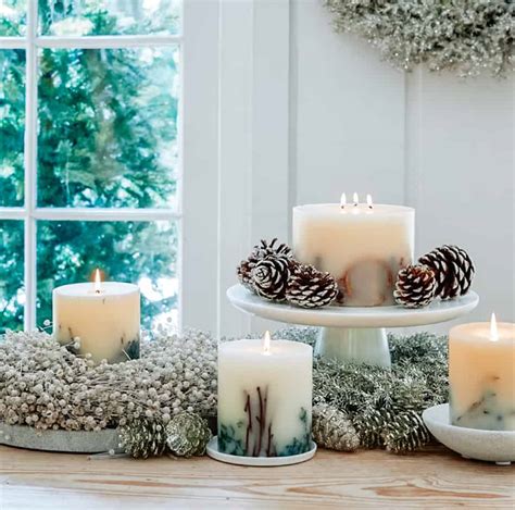 20 Best Christmas Candles That Will Make Your Spirit Bright - Oge Enyi