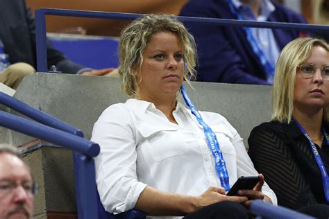 Kim Clijsters kann es noch: Exhibition-Sieg über Leylah Fernandez · tennisnet.com