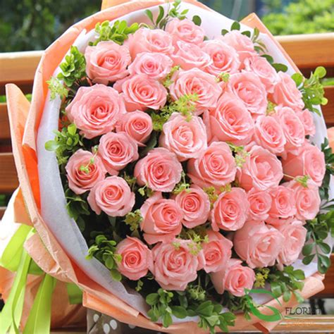 Pink rose bouquet for birthday