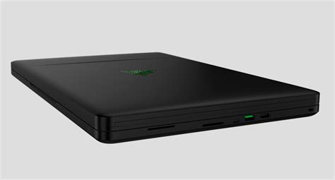 Razer introduces laptop with 3 built-in monitors