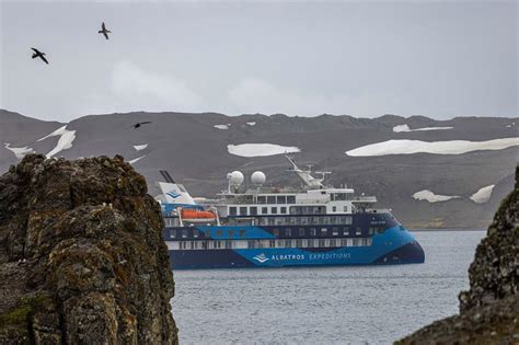 Ocean Albatros Antarctica Cruise Ship, Antarctica - LiveAboard.com