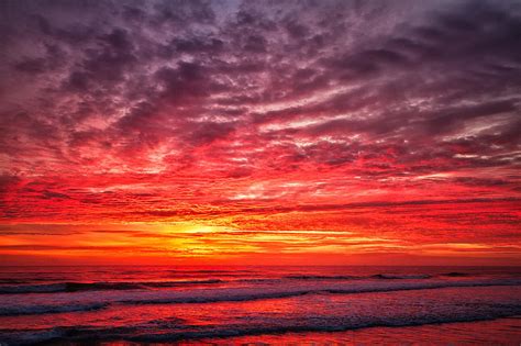 Red Sky In The Morning Photograph by Steven Wilson