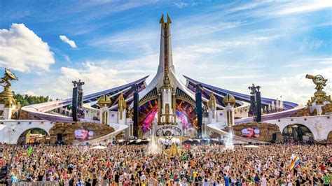 Dancing Astronaut's can't-miss sets during both weekends of Tomorrowland 2023 - Dancing ...