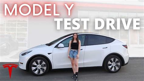 Tesla Model Y 7-Seater Review From A Female Perspective