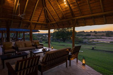 Inyati Game Lodge - Sabi Sands Lodges Reservations