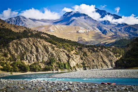 Raft The Mighty Clarence River : gowildproductions.co.nz