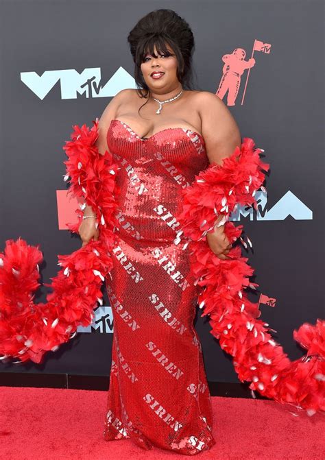 Lizzo Outfits: Her Most Iconic Looks Yet