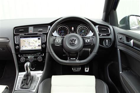 Volkswagen Golf R interior | Autocar